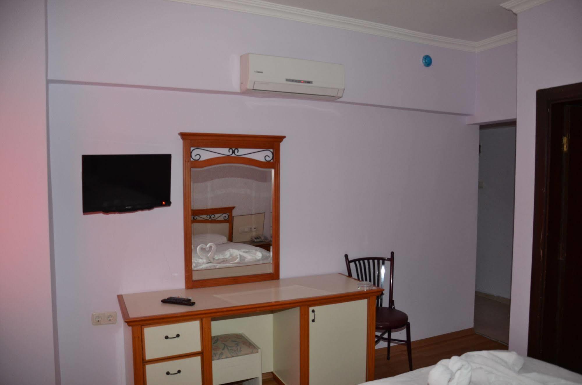 Ozturk Hotel Antalya Kültér fotó