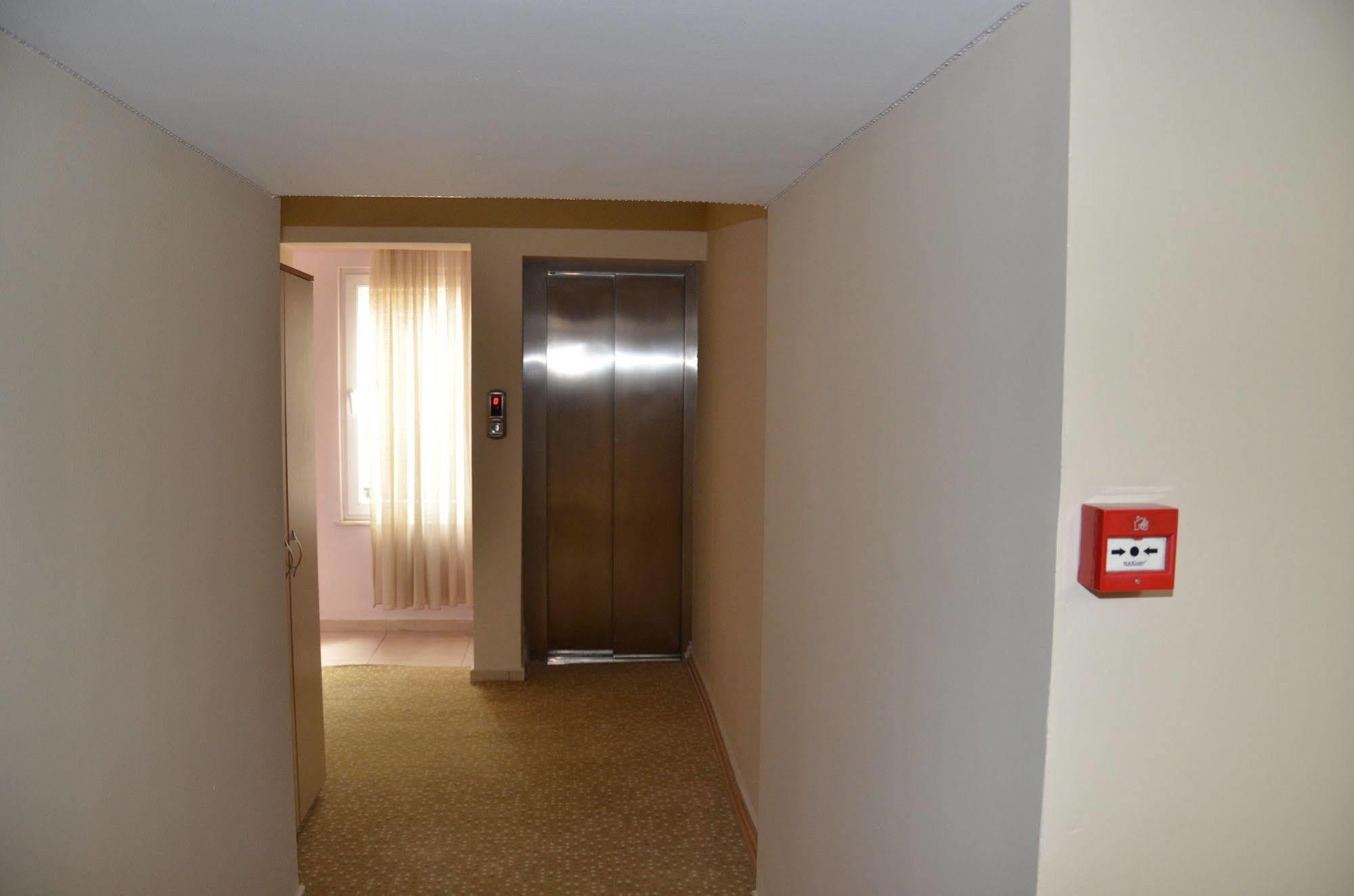 Ozturk Hotel Antalya Kültér fotó